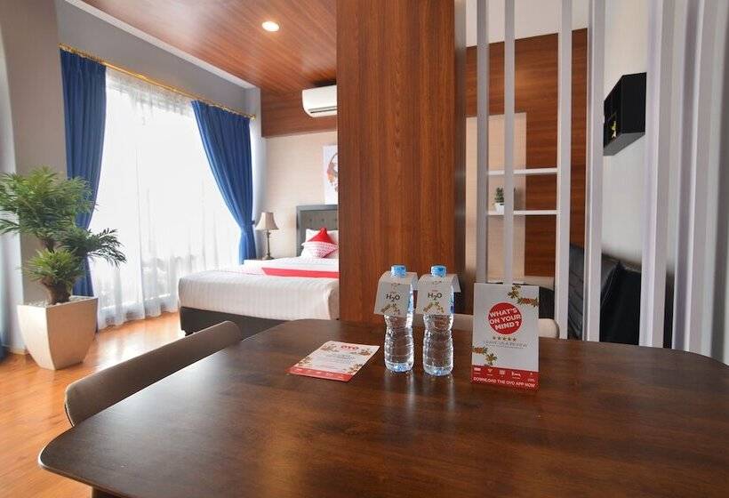 בית מלון כפרי Appartel Cempaka By Oyo Rooms