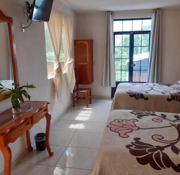 ホテル Camelinas Area Blanca