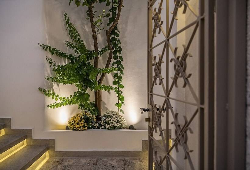 هتل Epavli Boutique