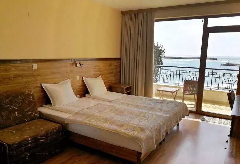 Hotel Iris