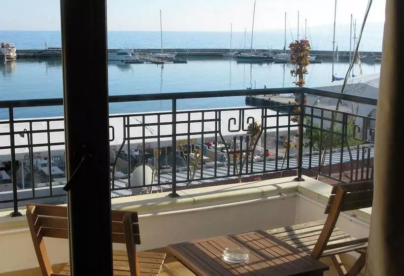 Hotel Iris