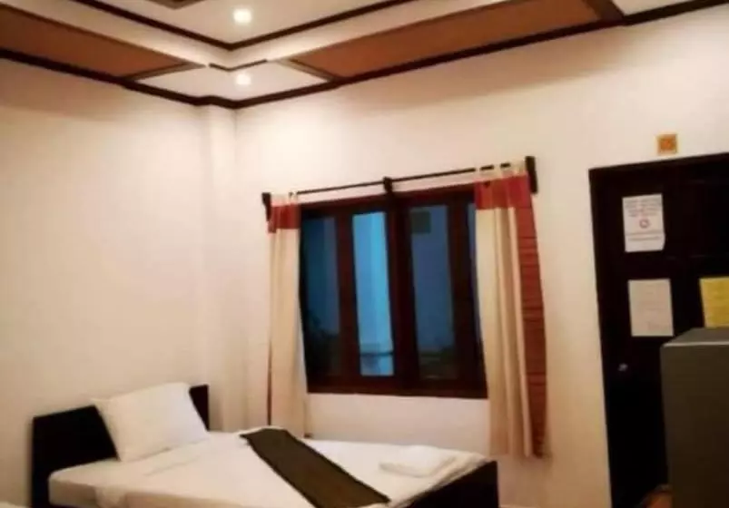 هتل Khung Riverside