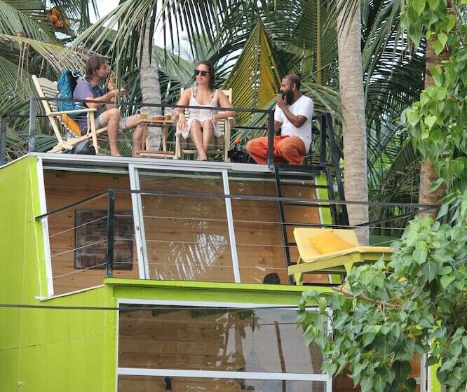 Отель Mahi Mahi