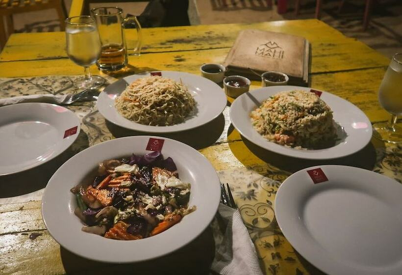 Отель Mahi Mahi