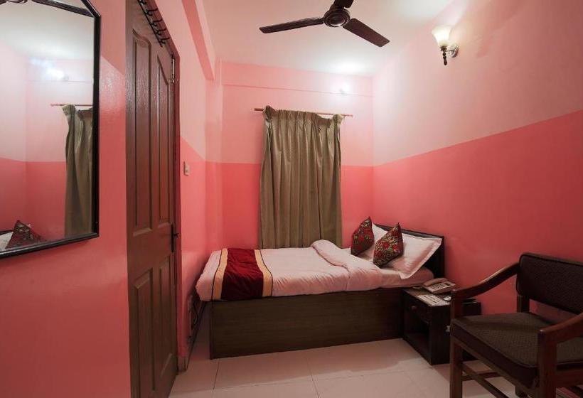 Отель Nhu Rajdhani Guest House By Oyo Rooms