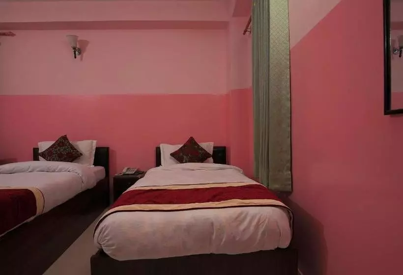 هتل Nhu Rajdhani Guest House By Oyo Rooms