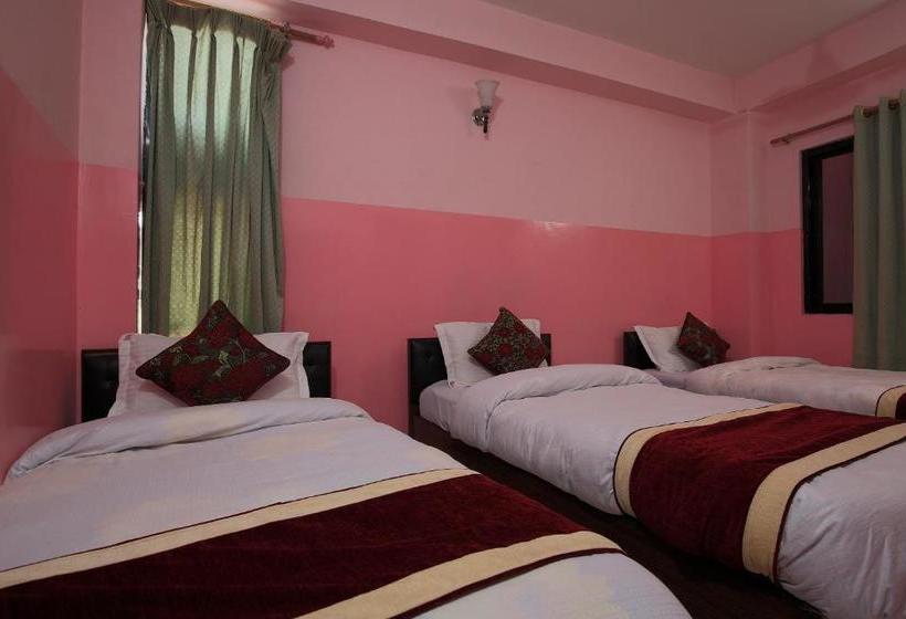 Отель Nhu Rajdhani Guest House By Oyo Rooms