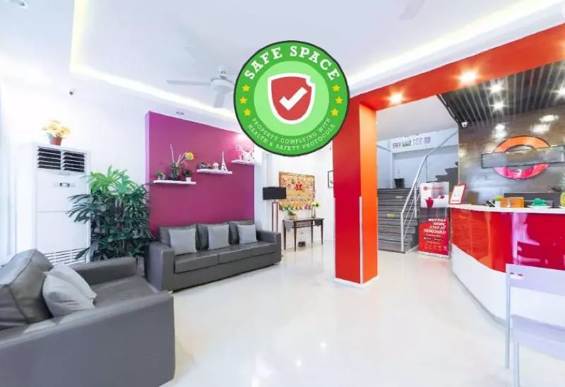 ホテル Reddoorz Plus Near Sm Lanang Davao