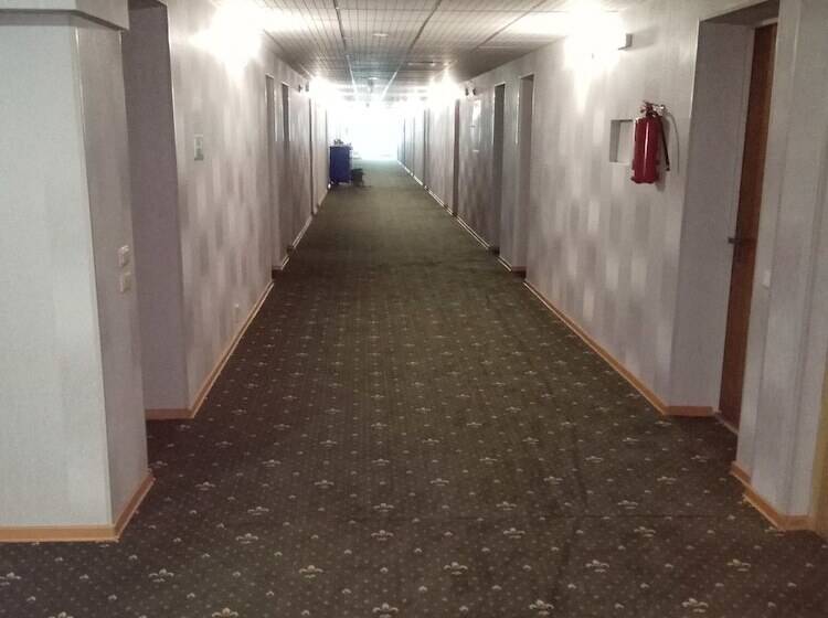 בית מלון כפרי Rus