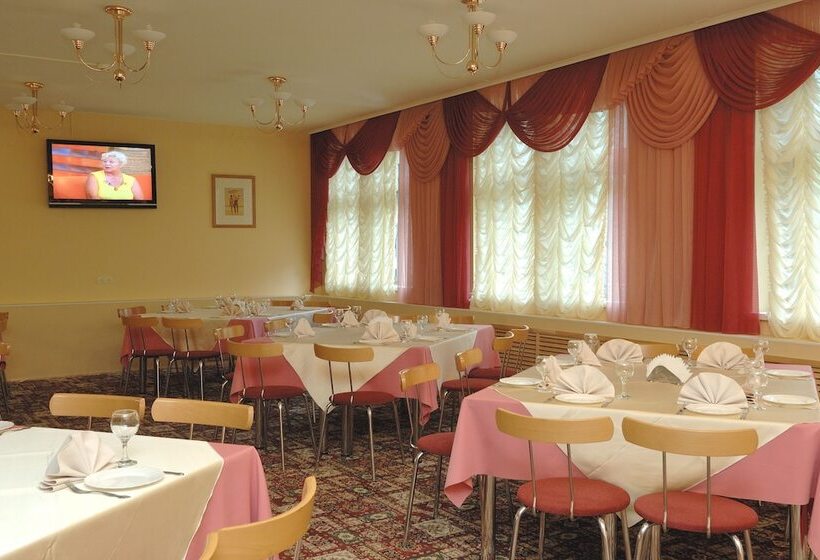 בית מלון כפרי Rus