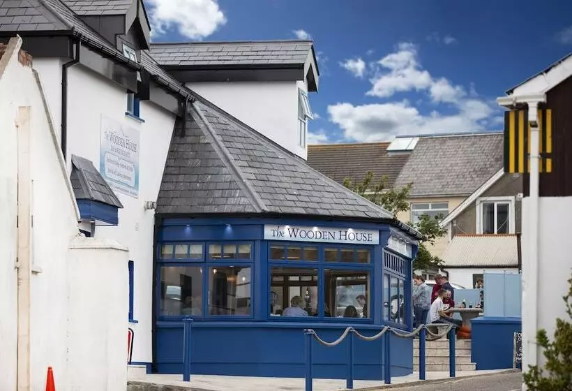 ホテル The Wooden House   Room Only Accomodation