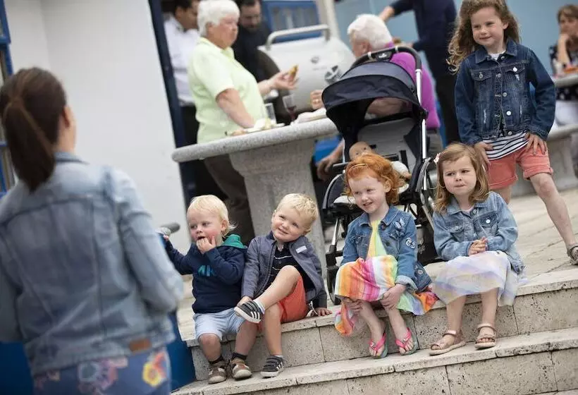 ホテル The Wooden House   Room Only Accomodation