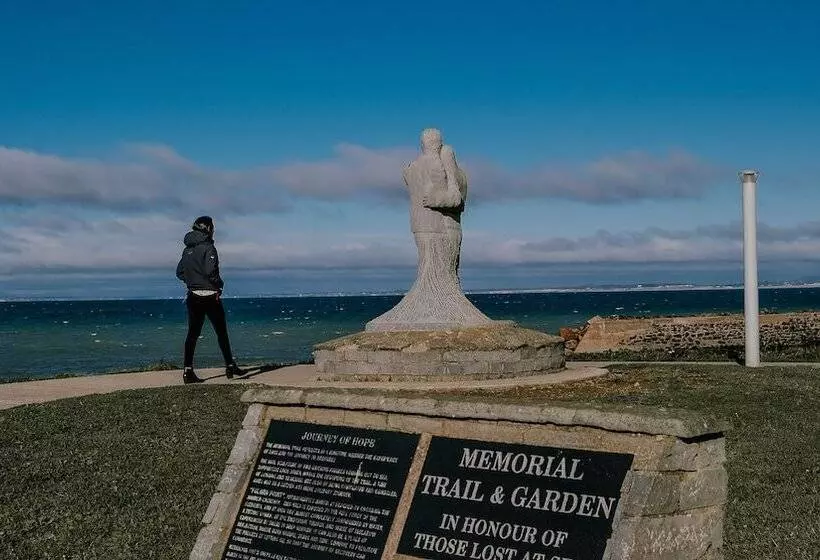 ホテル The Wooden House   Room Only Accomodation