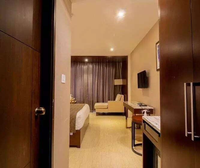 ホテル Visthara Inn