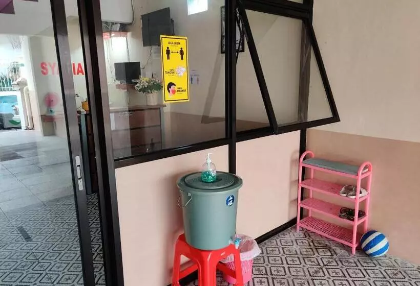 Majatalo Ayuning Guest House Syariah Semarang Mitra Reddoorz