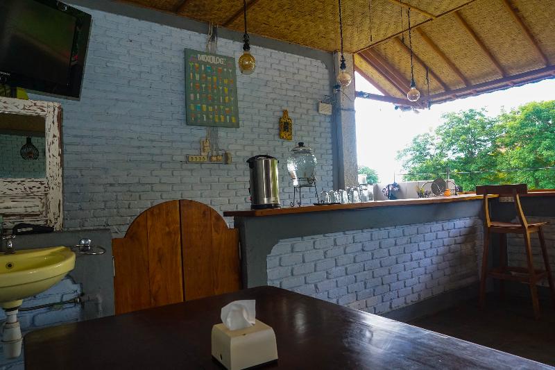 פנסיון Cajoma Guesthouse By Oyo Rooms