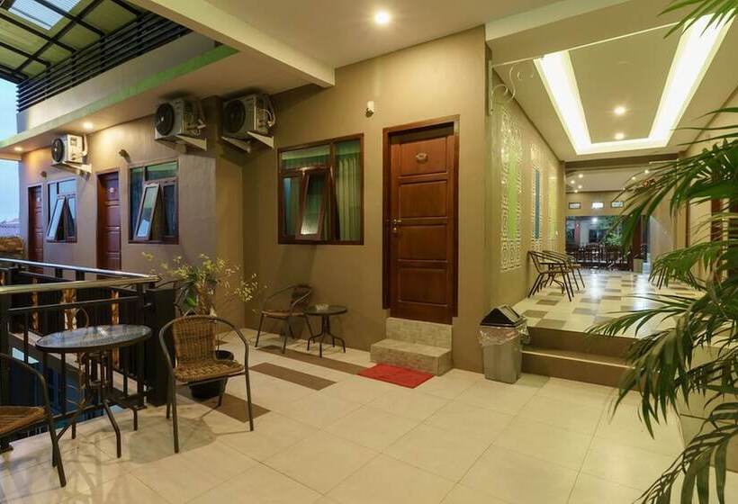 بنسيون Reddoorz Syariah Near Fort Marlborough