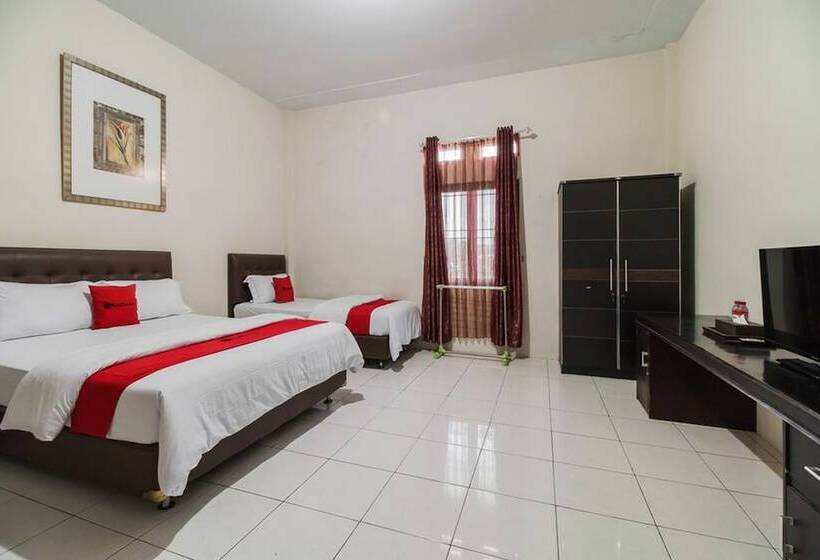 بنسيون Reddoorz Syariah Near Fort Marlborough