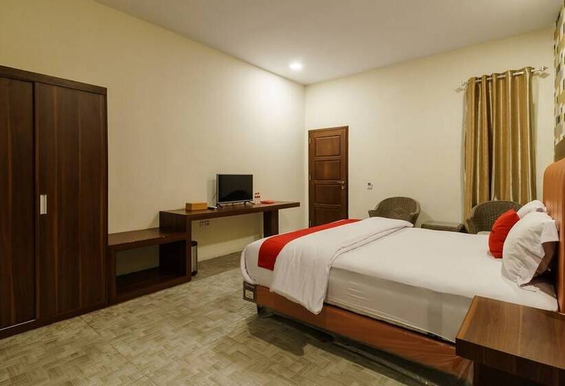 بنسيون Reddoorz Syariah Near Fort Marlborough