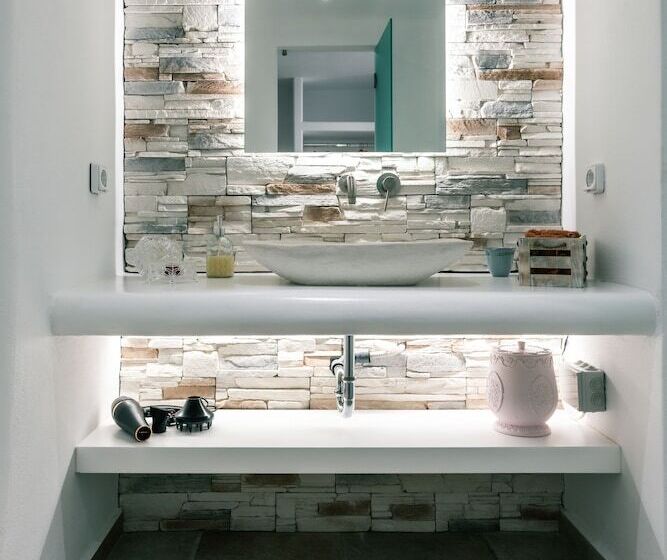 Arco Naxos Luxury Apartments