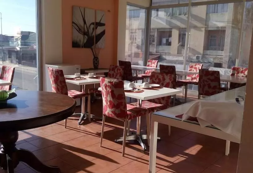 تختخواب و صبحانه Residencial Dumas