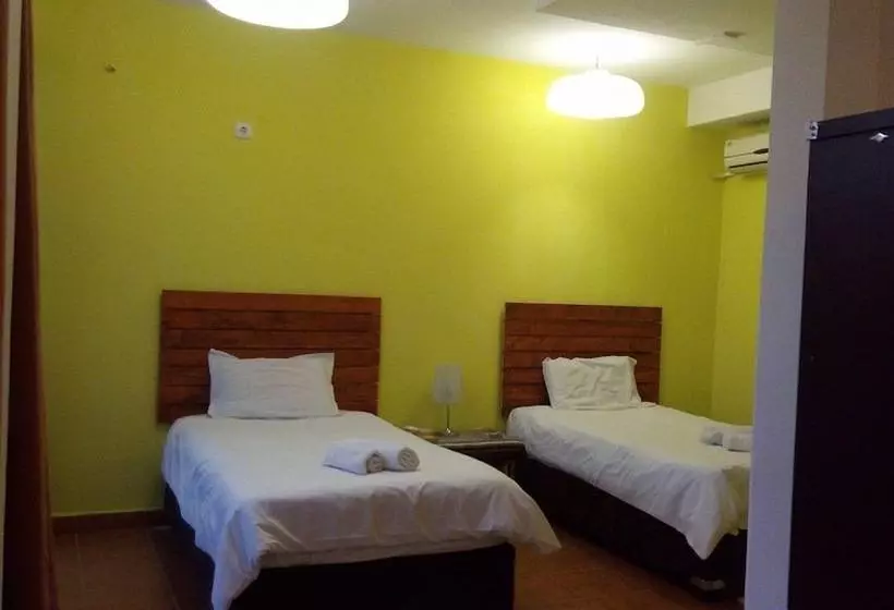 تختخواب و صبحانه Residencial Dumas