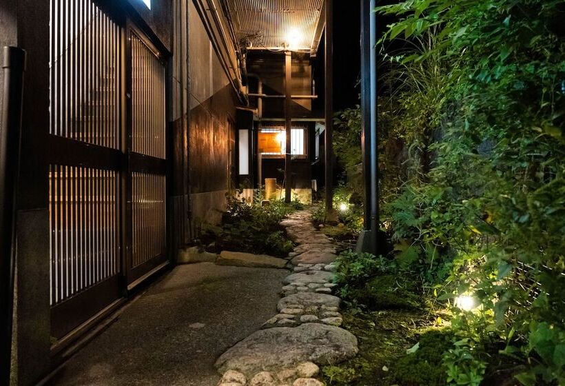 Guest House Kikusui Mount Fuji   Hostel