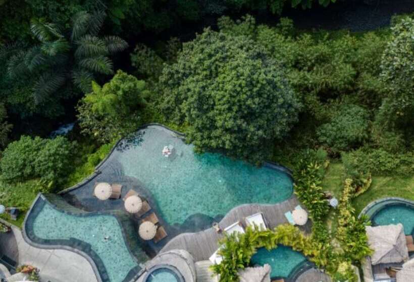 Отель Aksari Luxury Resort & Spa Ubud By Ini Vie Hospitality