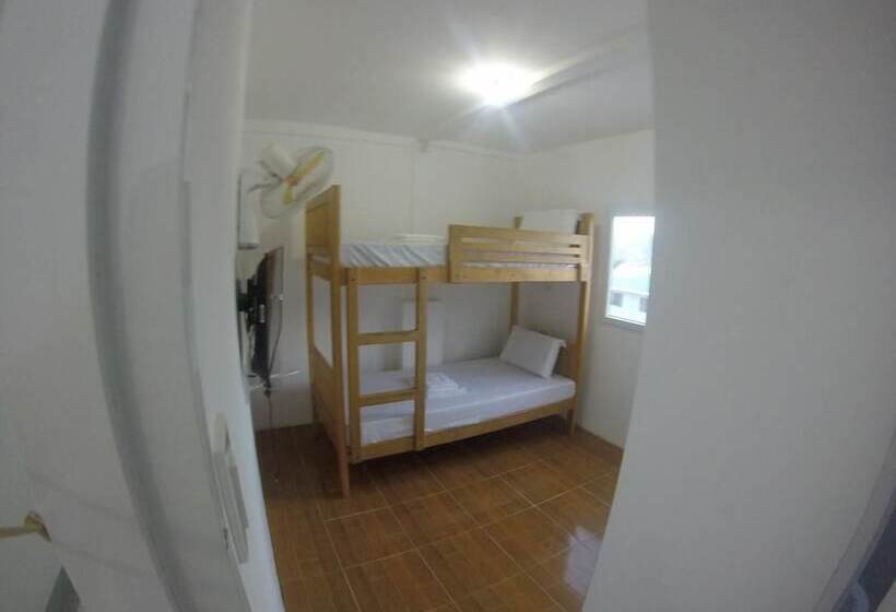 هتل Casa Montemar Heights