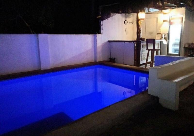 هتل Casa Montemar Heights