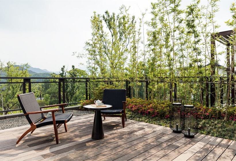 בית מלון כפרי Cordis Dongqian Lake Ningbo