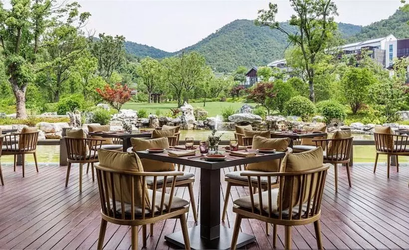 Hotelli Cordis Dongqian Lake Ningbo