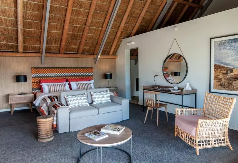 Hotelli Gondwana Family Lodge  Sanbona Wildlife Reserve