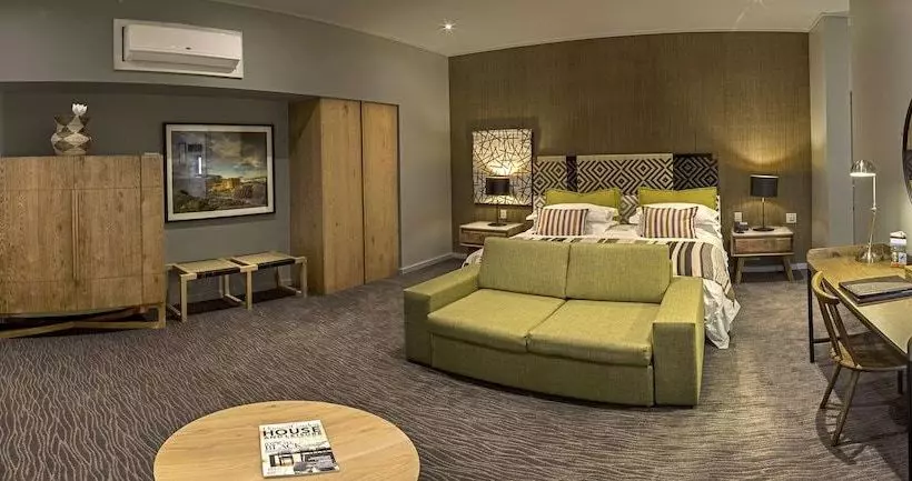 Hotelli Gondwana Family Lodge  Sanbona Wildlife Reserve