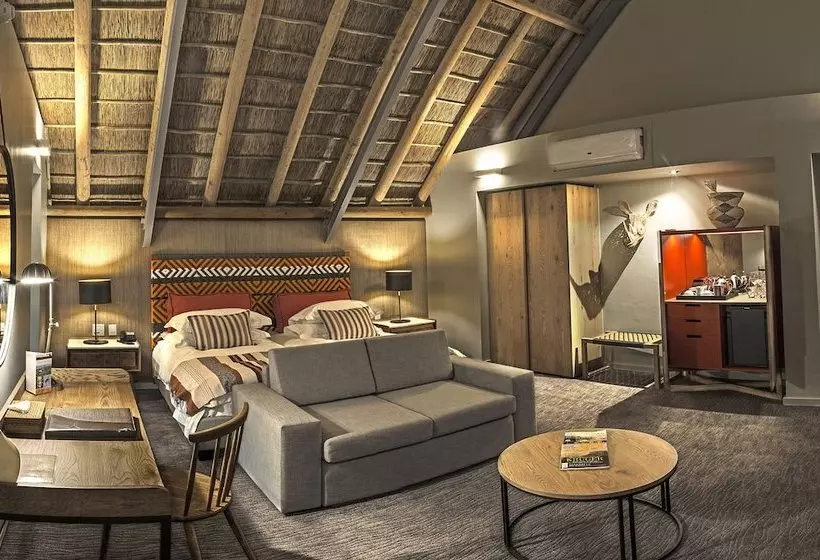 Hotelli Gondwana Family Lodge  Sanbona Wildlife Reserve