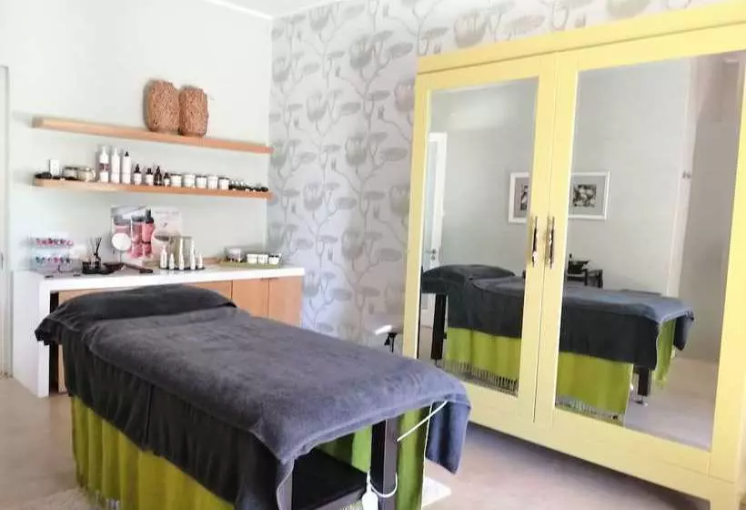 Hotelli Gondwana Family Lodge  Sanbona Wildlife Reserve