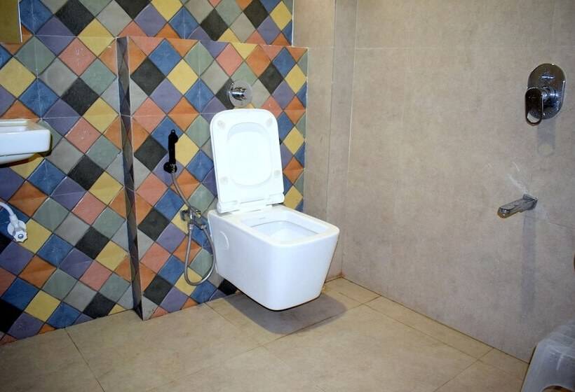 هتل Kuber By Sky Stays