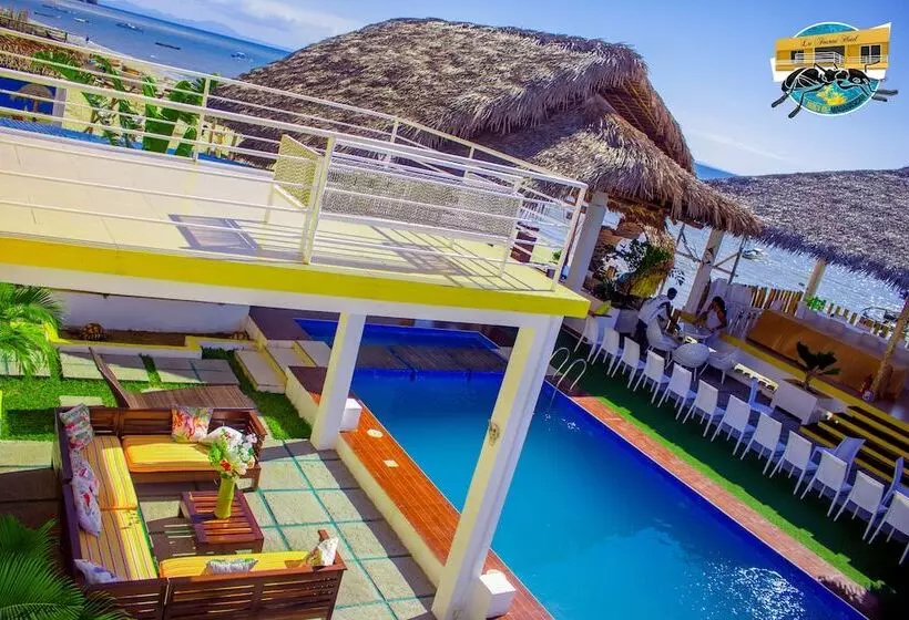 هتل La Fourmi Hôtel