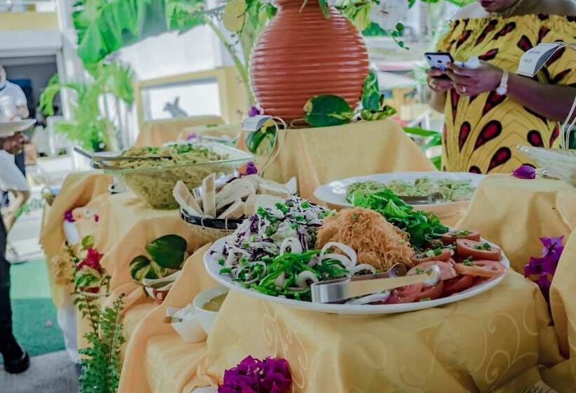 هتل La Fourmi Hôtel