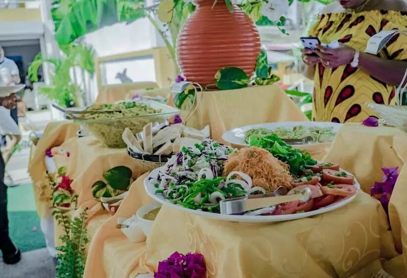 هتل La Fourmi Hôtel