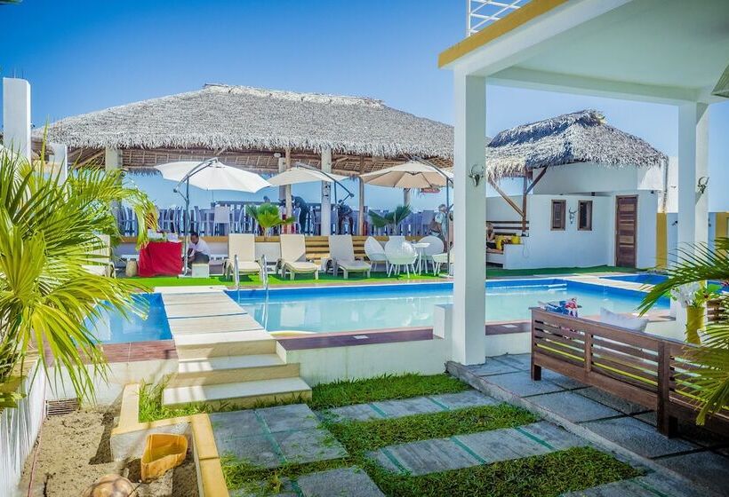 هتل La Fourmi Hôtel