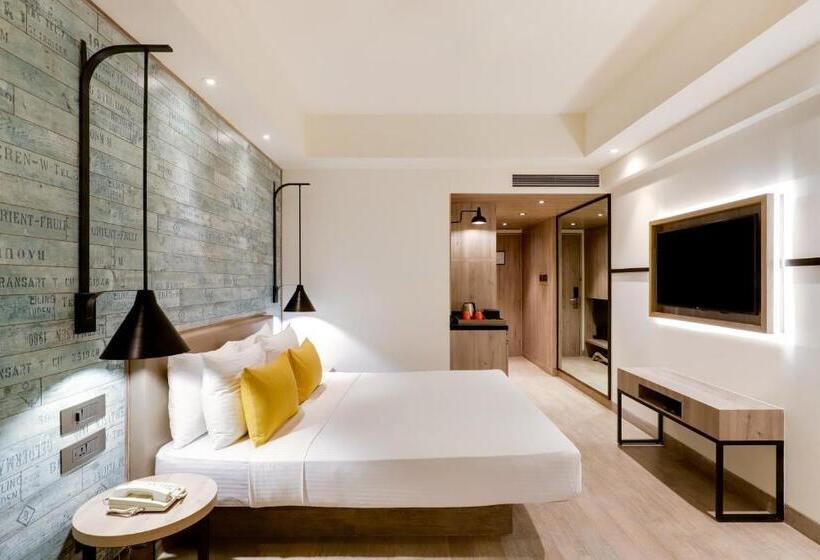 Hotel Lemon Tree Premier, Mumbai International Airport