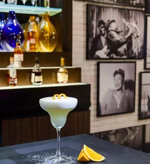 ホテル Lemon Tree Premier, Mumbai International Airport