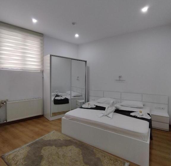 هتل Marseille Palace