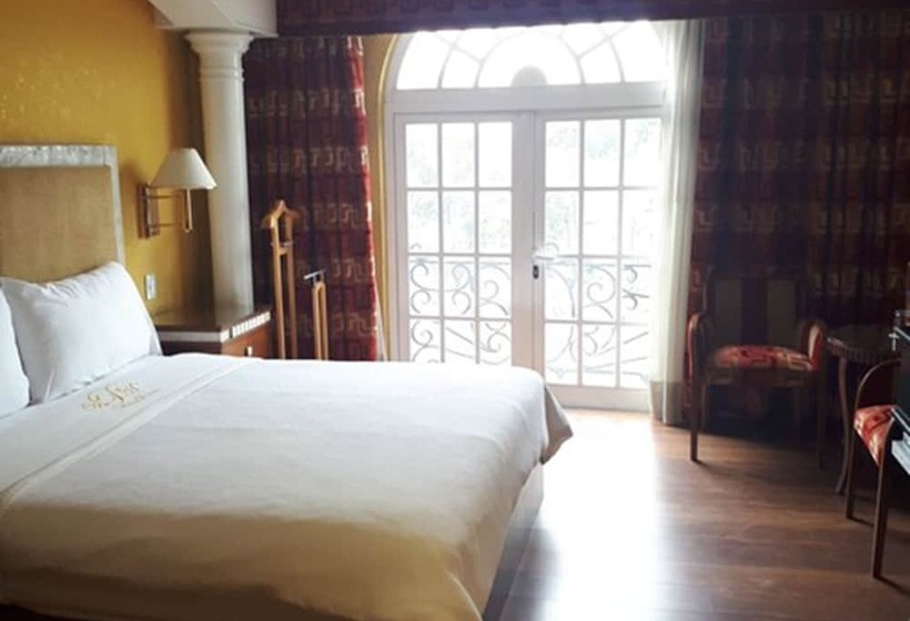 هتل Villas Princess