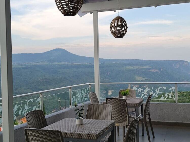 בית מלון כפרי Y Spa Posada Mirador