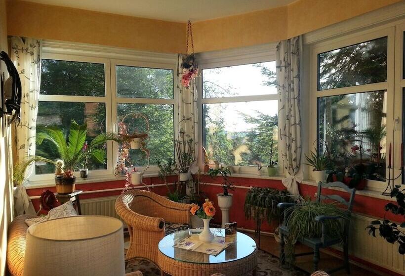 Pension Haus Am Waldesrand