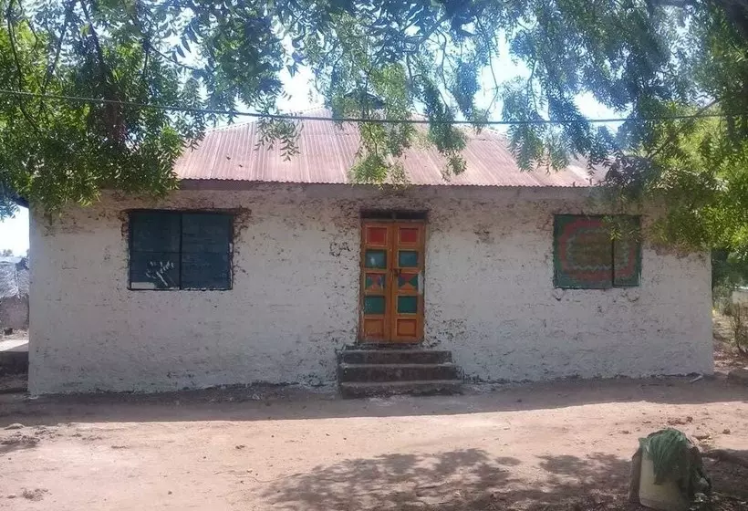 Wasini Dolphin Divers Lodge   Hostel