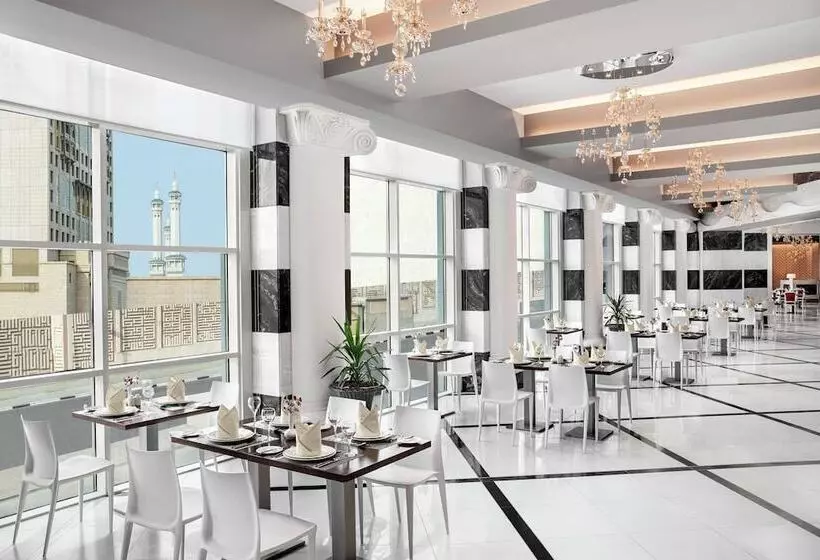 ホテル Doubletree By Hilton Jabal Omar Makkah