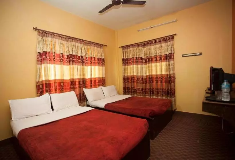 هتل Pashupati Plaza By Oyo Rooms